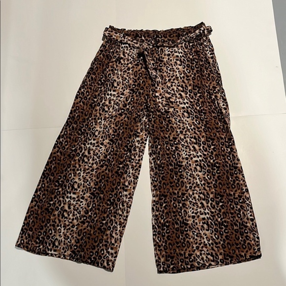 Derek Heart Leopard Print Wide Leg Pants - Picture 2 of 9